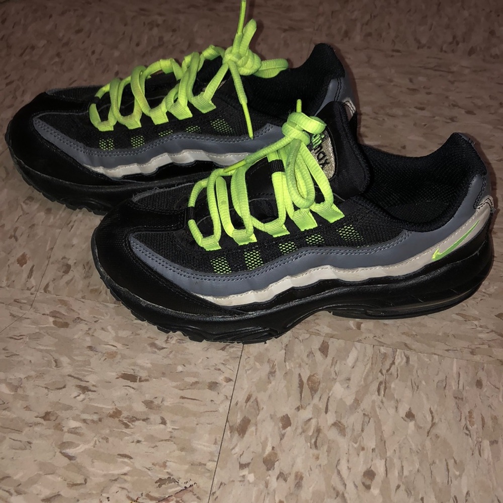 Boys AirMax
